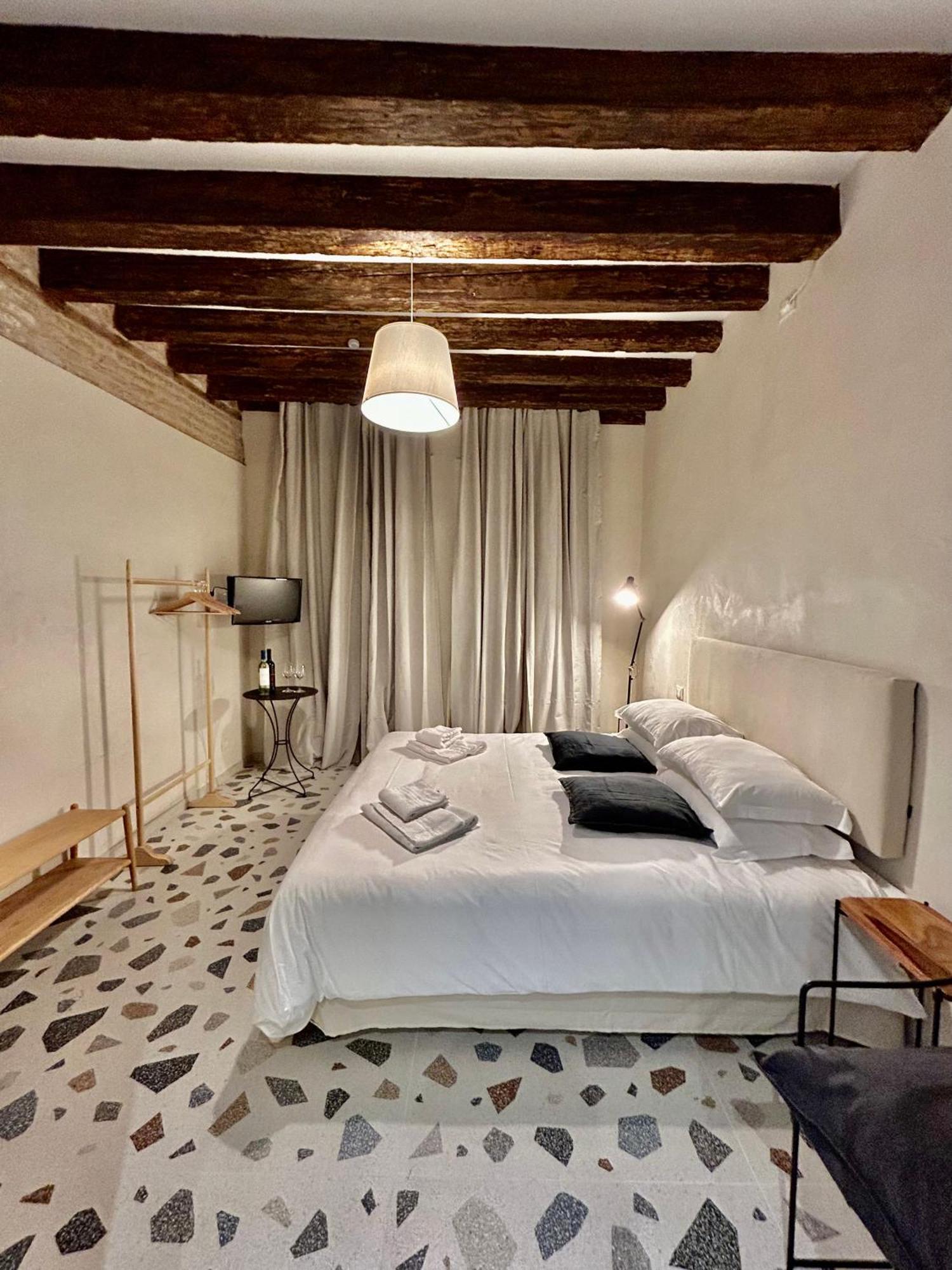 Farini Suites Wi-Fi Benátky Exteriér fotografie